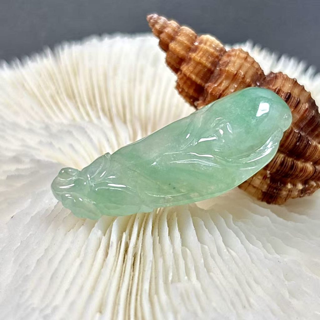 翡翠兰花吊坠