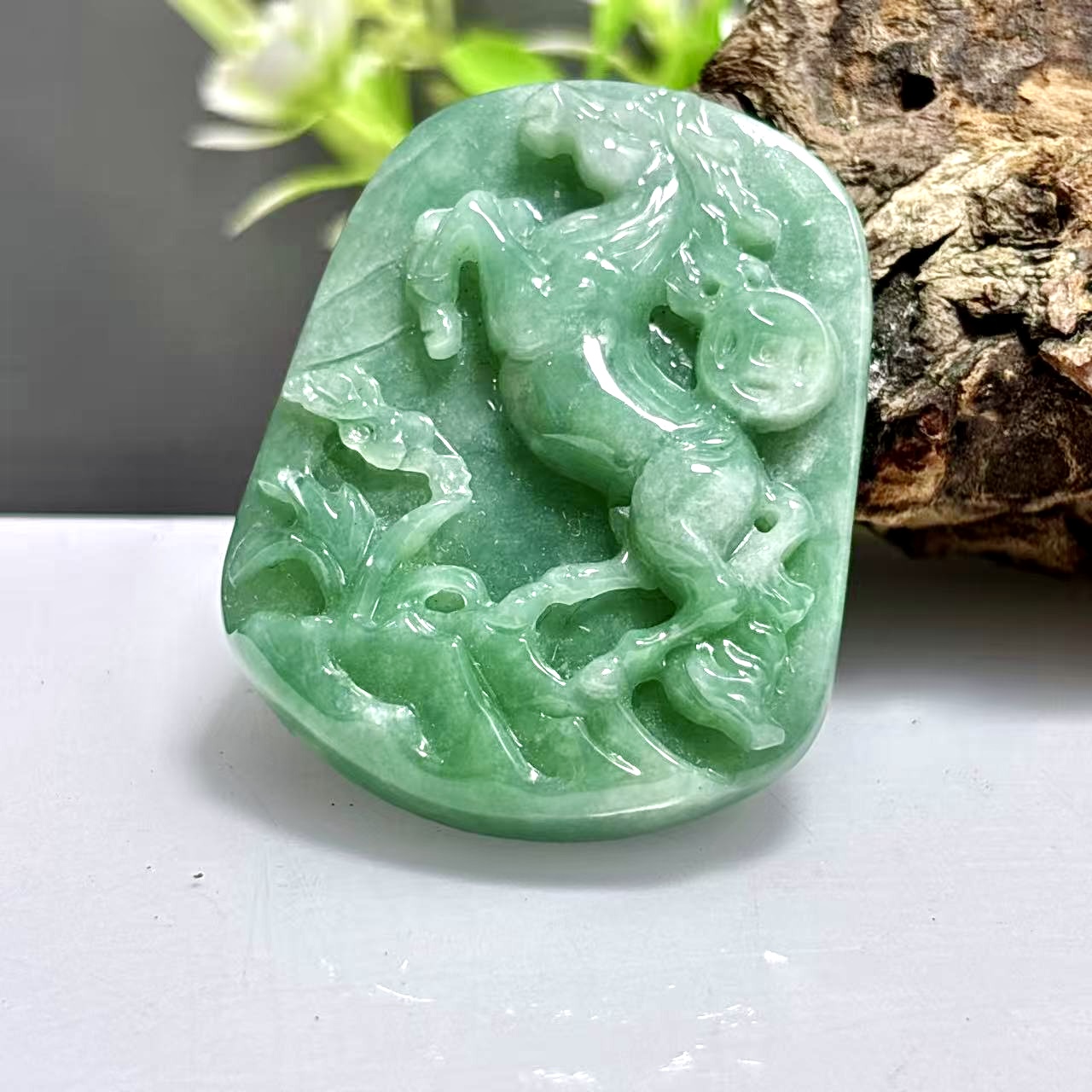 12生肖之翡翠马牌
